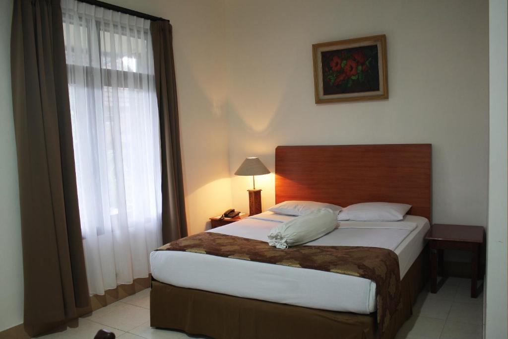 מטאראם Hotel Ratih חדר תמונה